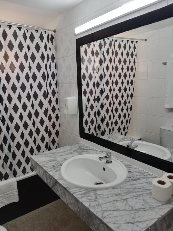 Apartamentos El Velero Торремолинос Экстерьер фото